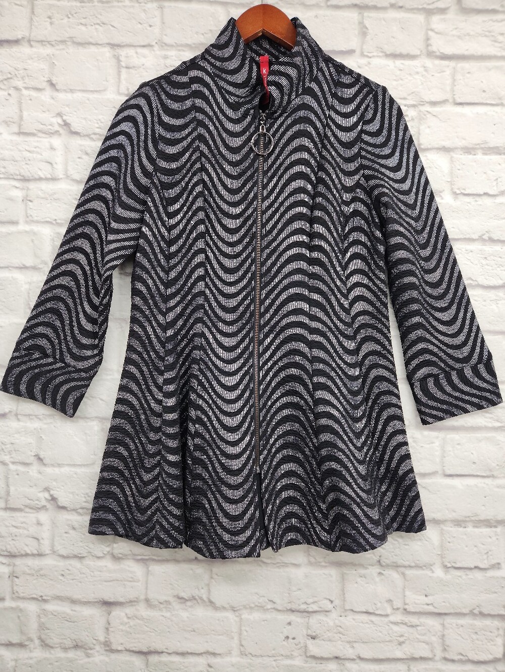 IC by Connie K Textured Zip Front Swing Jacket Size Small  Lagenlook Art to Wear